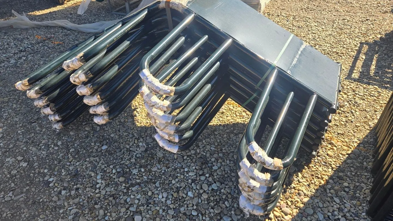 Tombstone Style Bale Feeder (Unused)