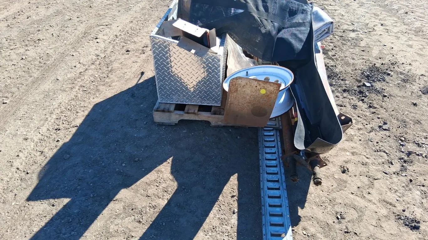 Trailer Fender, E Track