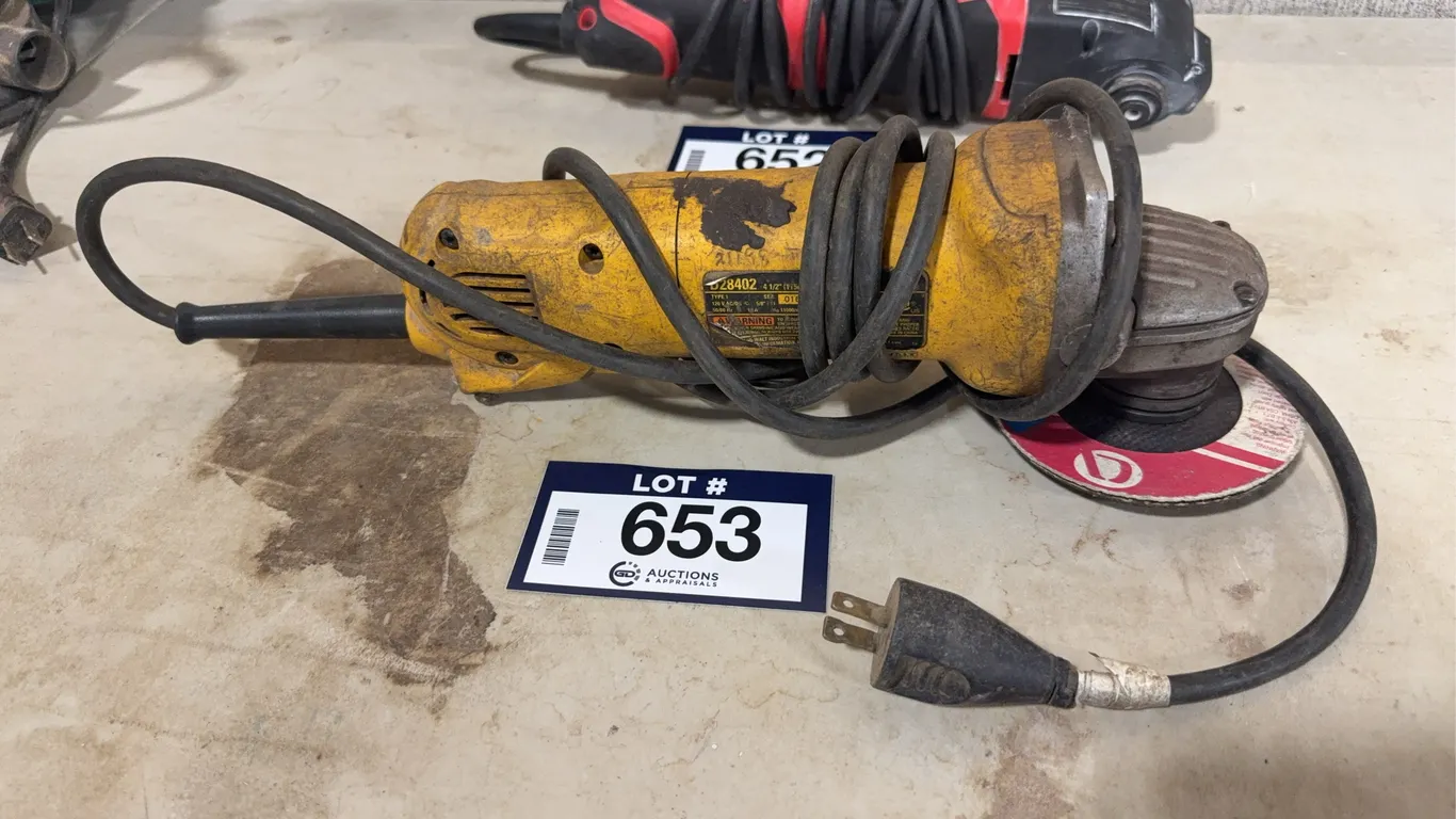DeWalt D28402 4-1/2" Angle Grinder