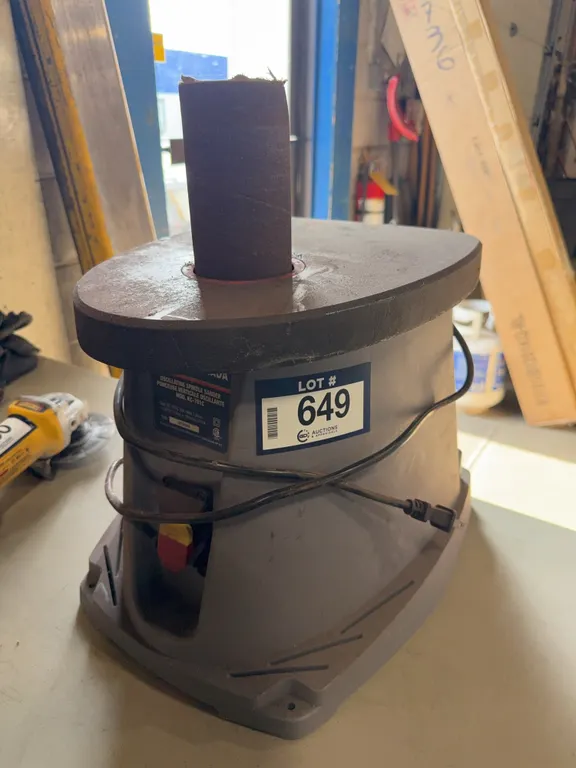 King Canada Oscillating Spindle Sander, Model KC-701C