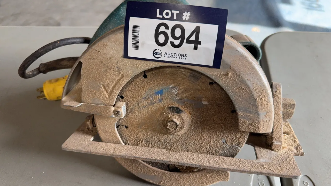 Makita 5007NB 7-1/4" Circular Saw