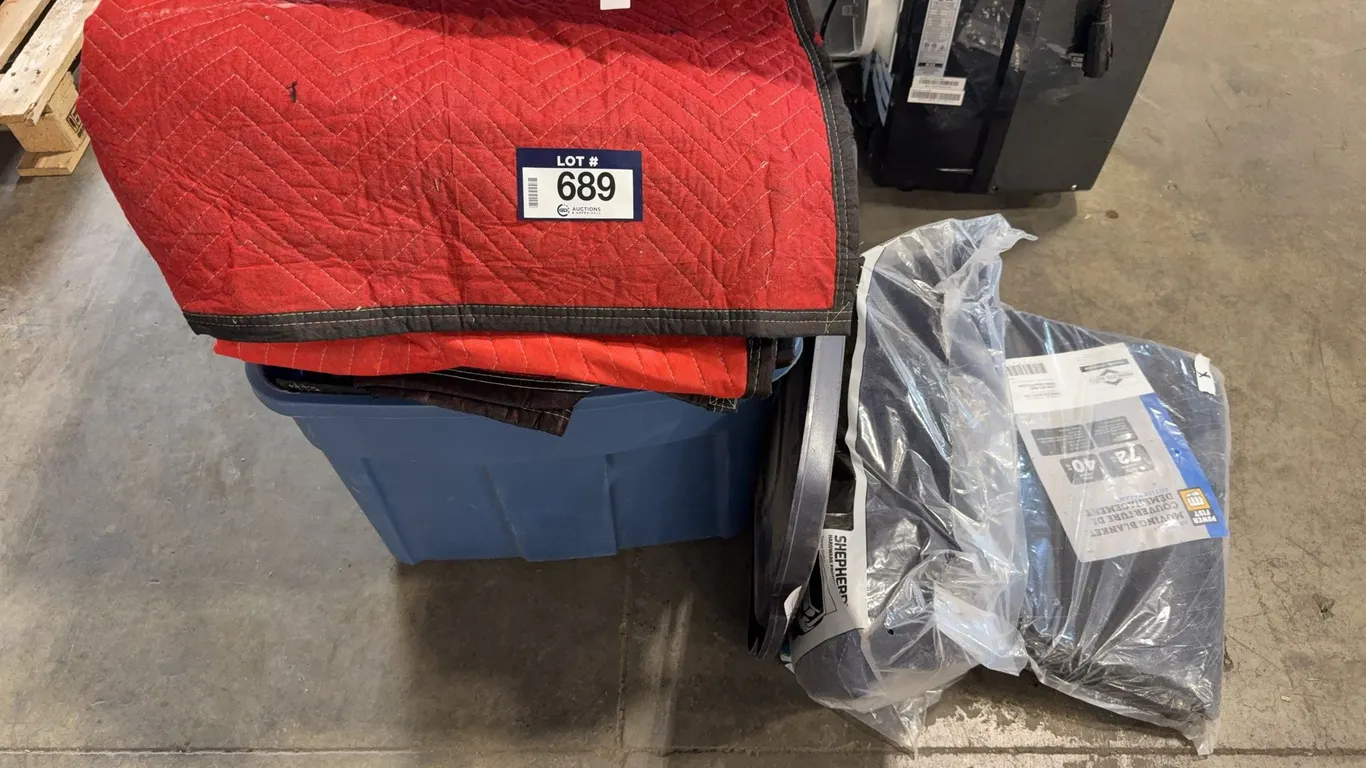 Tote of Asst. Moving Blankets