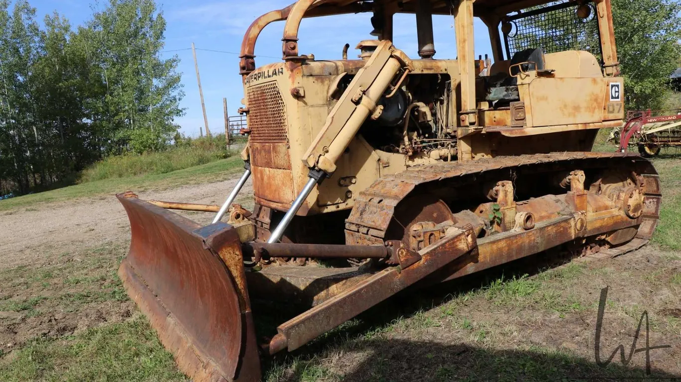 Vintage Caterpillar D7 bulldozer, not working but appears complete. Vin no. NWC6707 (?)
