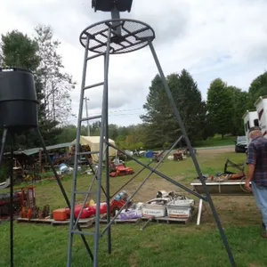 (2) Deer Stands
