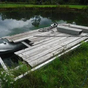 Pontoon Boat