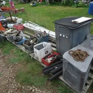 Tonneau, Cargo Straps, CB Radios, Mud Flaps, Tool Cart and More