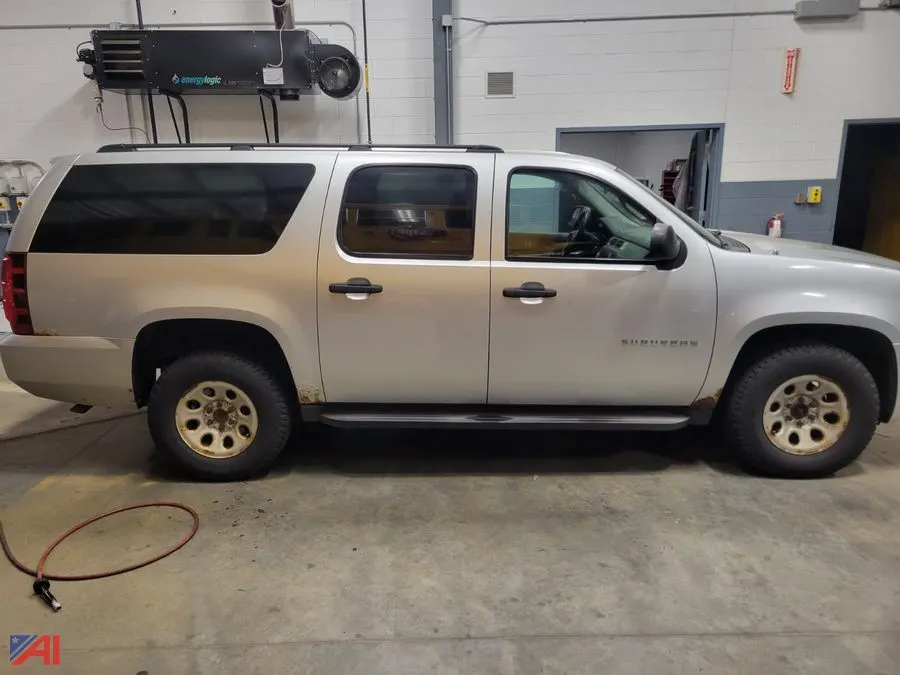 2012 Chevy Suburban Suburban with Plow