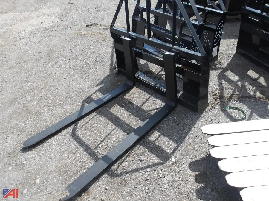 (1 Set) Skid Steer Forks