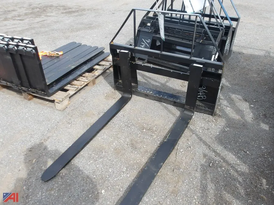 (1 Set) Skid Steer Forks