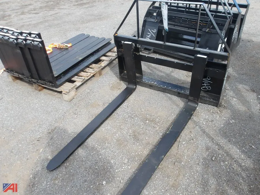 (1 Set) Skid Steer Forks