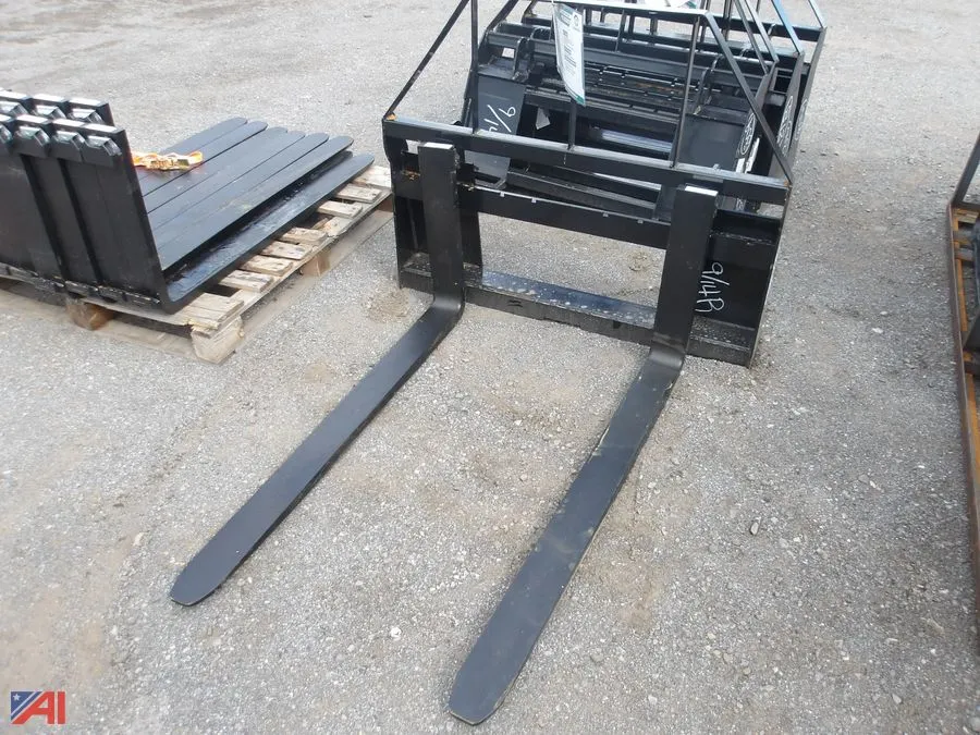 (1 Set) Skid Steer Forks