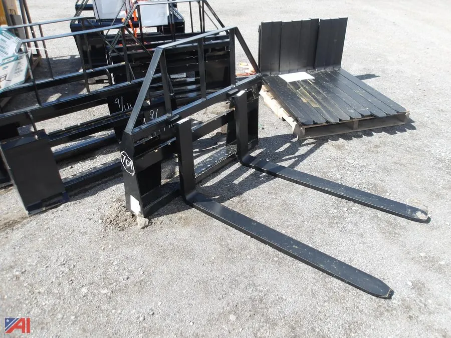 (1 Set) Skid Steer Forks