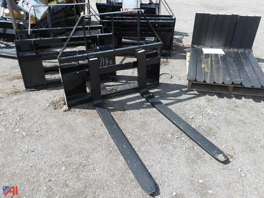 (1 Set) Skid Steer Forks