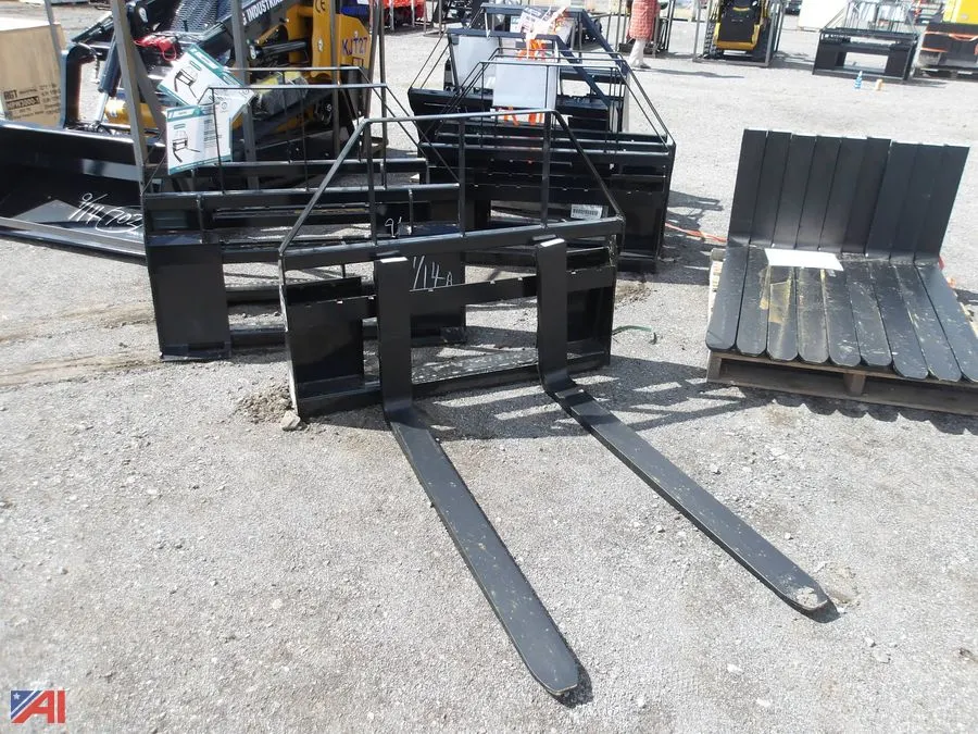 (1 Set) Skid Steer Forks