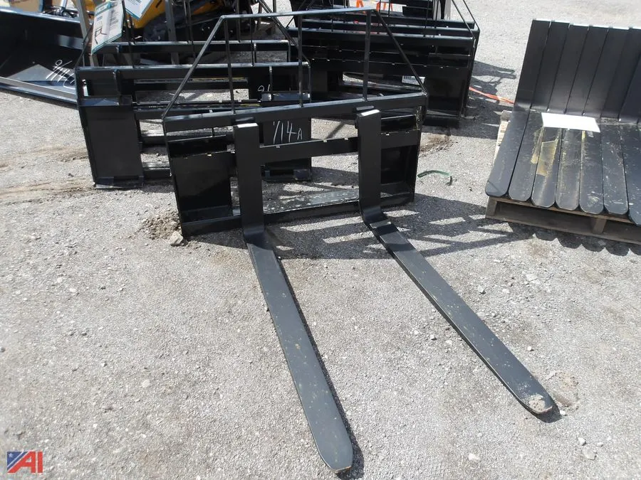 (1 Set) Skid Steer Forks
