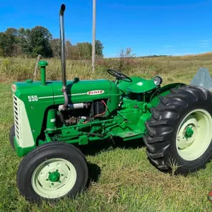 Oliver 550 Utility Tractor