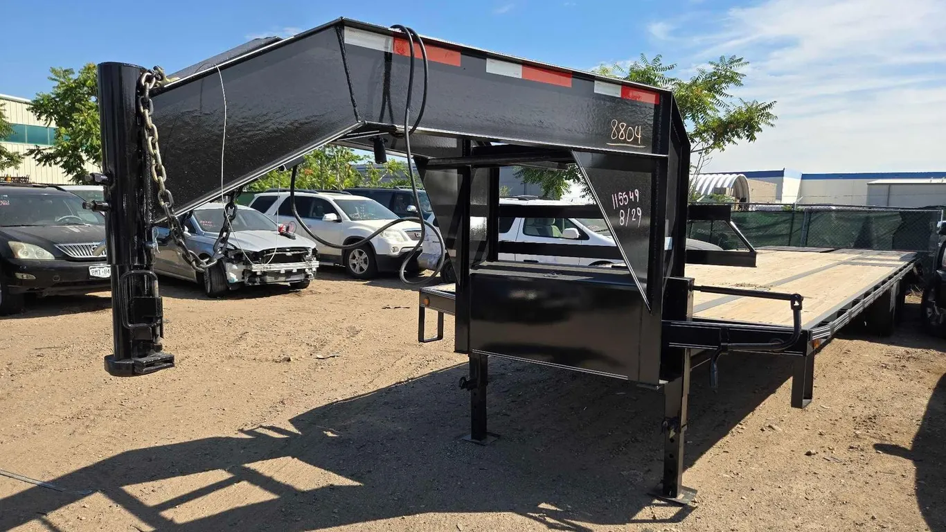 2026 Severe Trailers 32' with Dovetail Trailer, 4S9GF322XTS128804