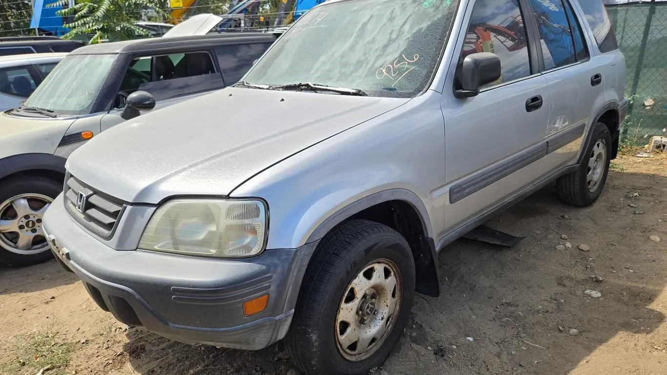 2000 Honda CR-V LX, JHLRD2847YC009256