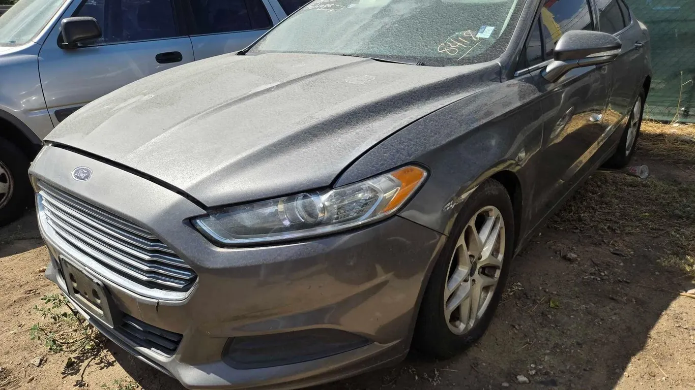 2014 Ford Fusion SE, 3FA6P0H77ER268418