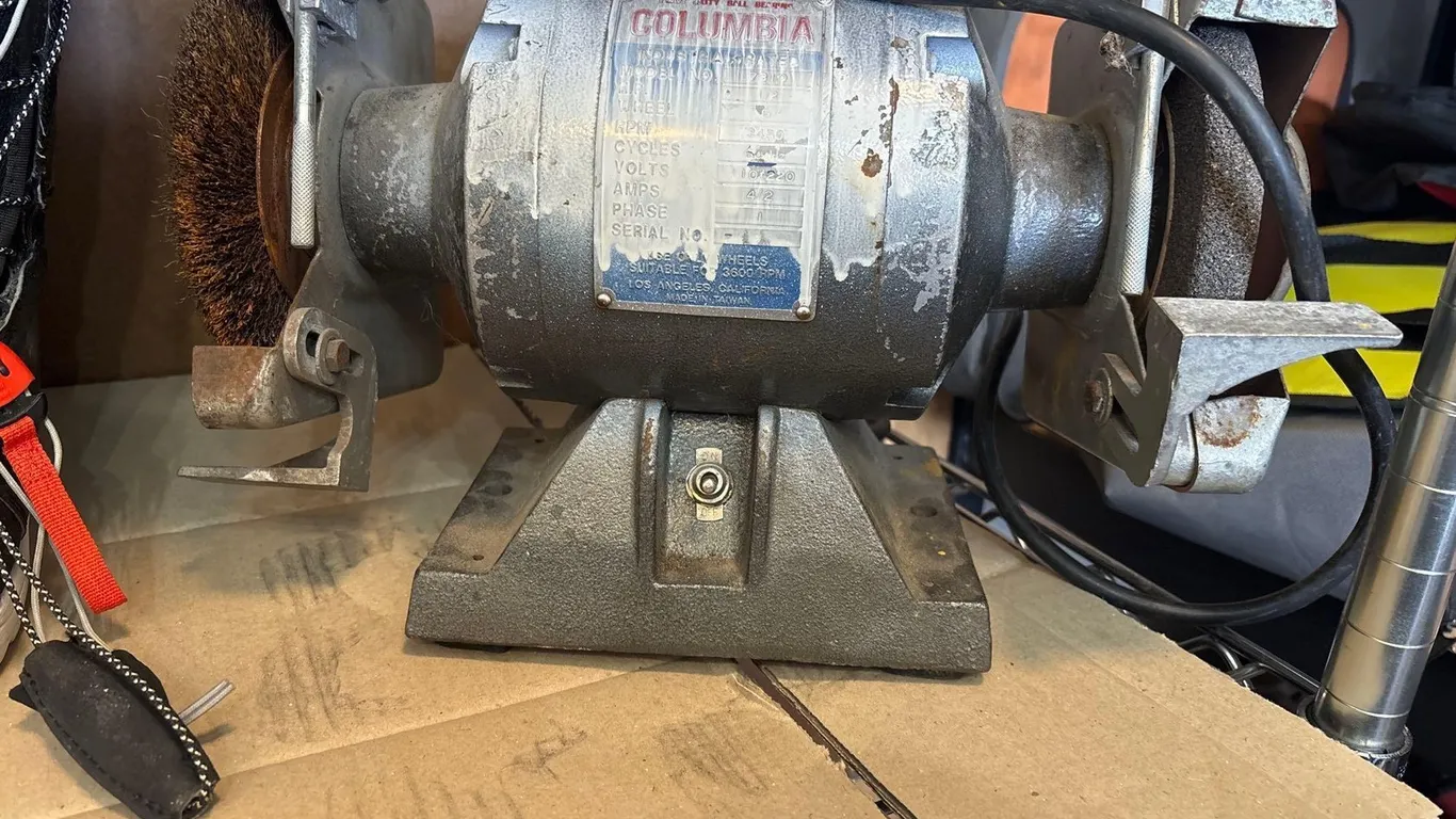COLUMBIA HEAVY DUTY BENCH GRINDER
