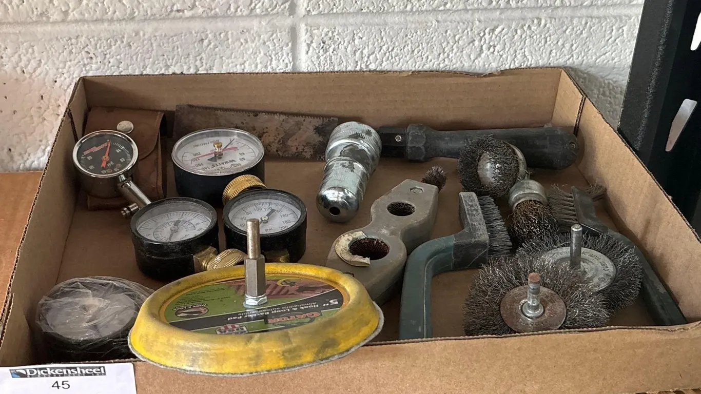 PRESSURE GAUGES AND WIRE BRUSHES