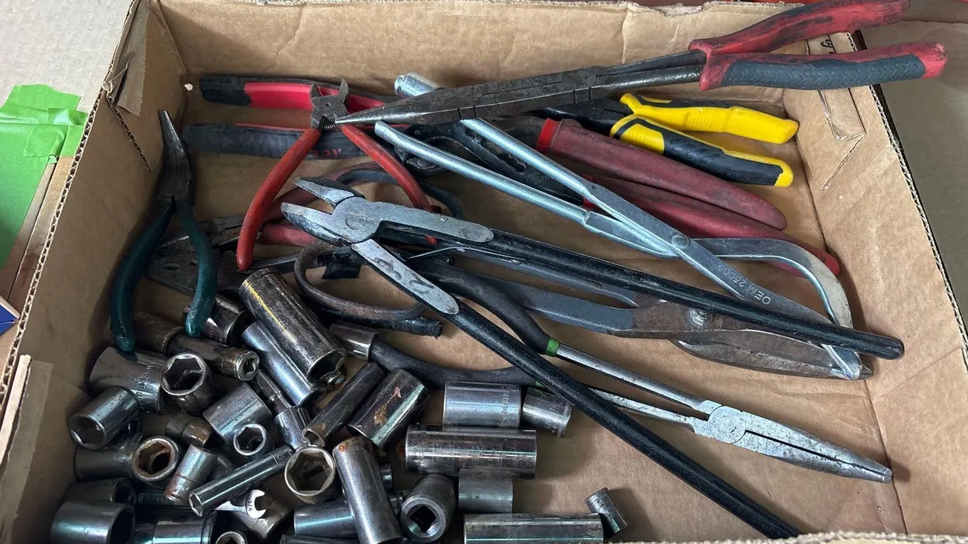 SOCKETS, CUTTERS AND PLIERS LOT