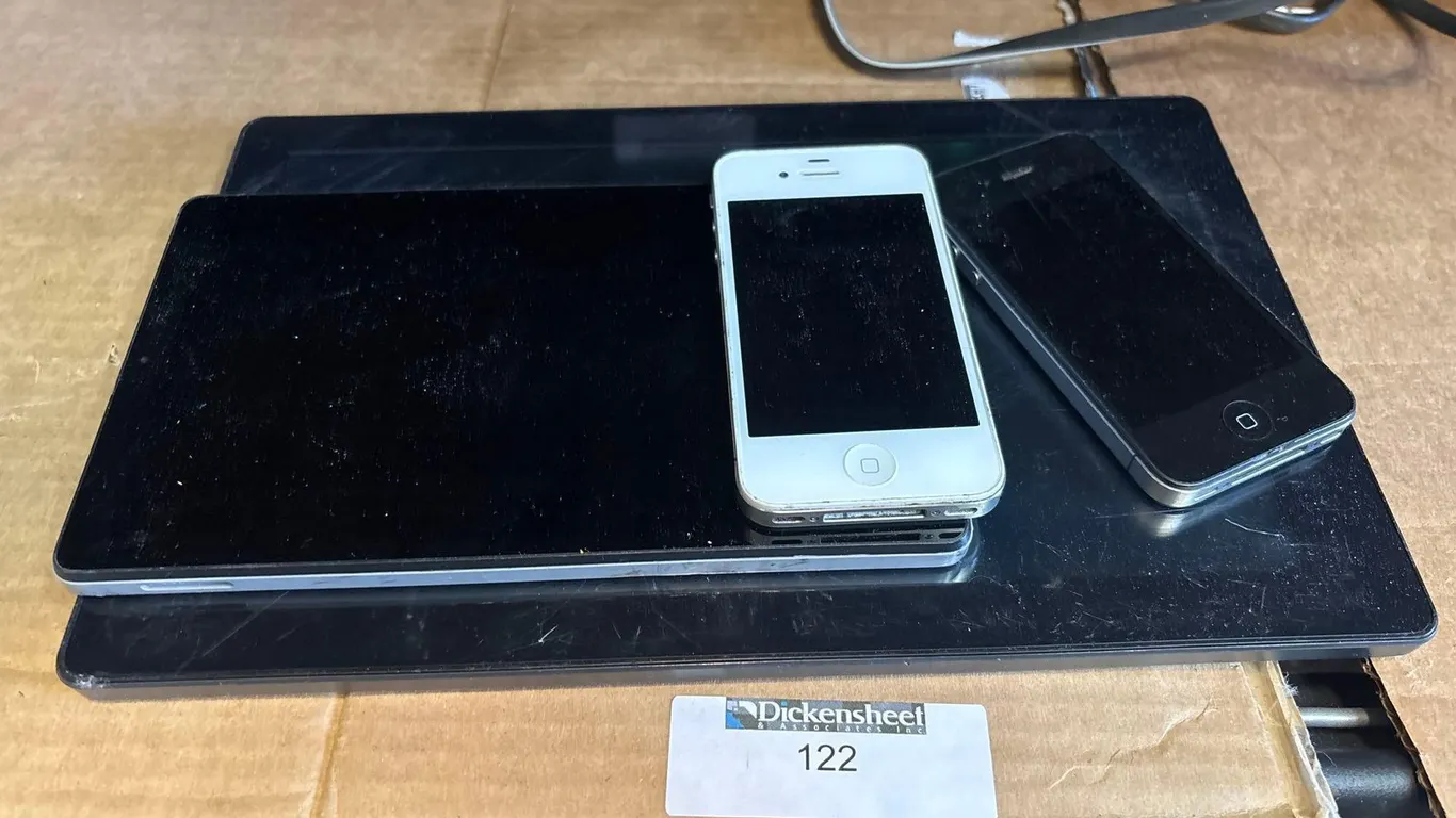 USED ELECTRONICS LOT