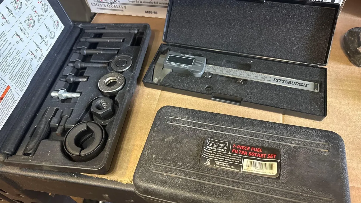PITTSBURGH DIGITAL CALIPER, PULLEY REMOVER/ INSTALLATION SET,