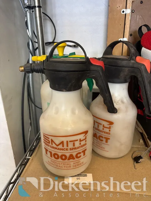 LOT OF (3) HAND PUMP SPRAYERS