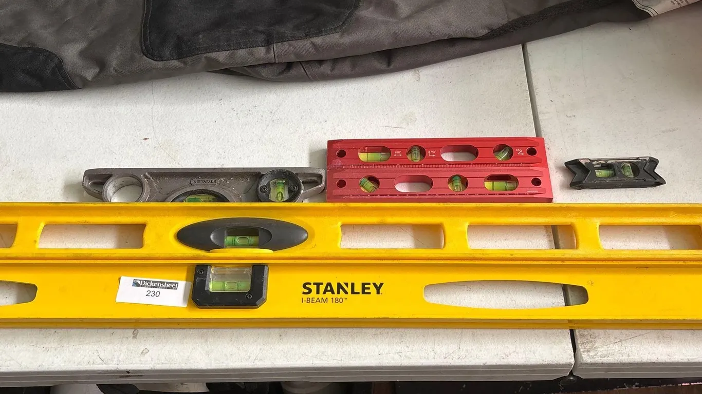 LOT OF STAINLEY AND OTHER LEVELS