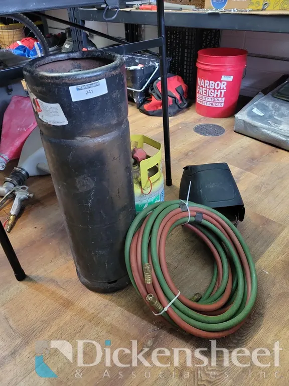LOT OF WELDING TOOLS