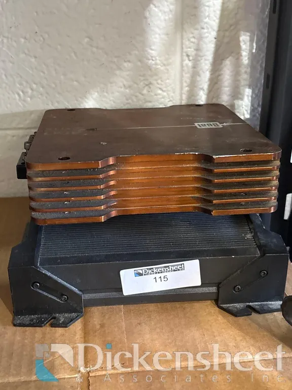 COPPER AND BLACK HEAT SINKS