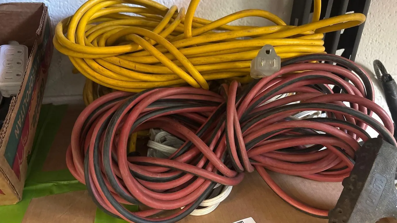LOT OF EXTENSION CORDS