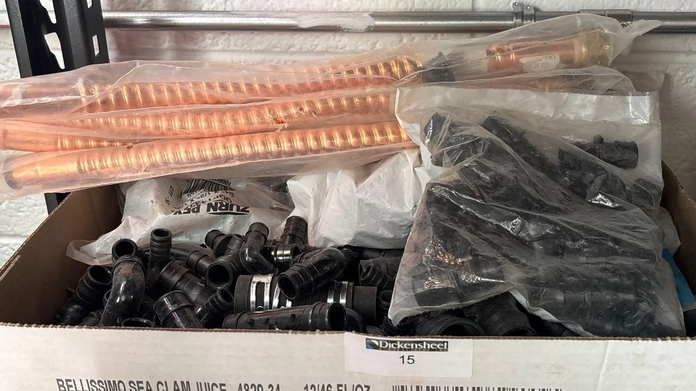 PEX POLY FITTINGS AND CORRUGATED COPPER CONNECTORS