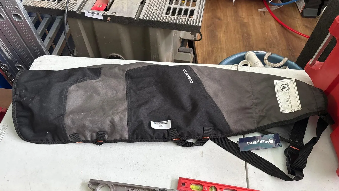 HUSQVARNA CHAIN SAW CHAPS