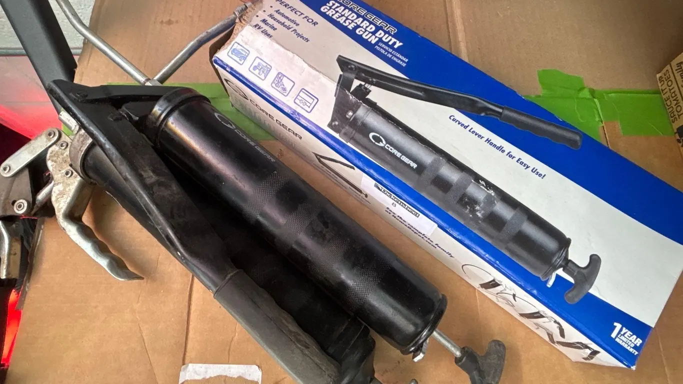 LOT OF (3) GREASE GUNS