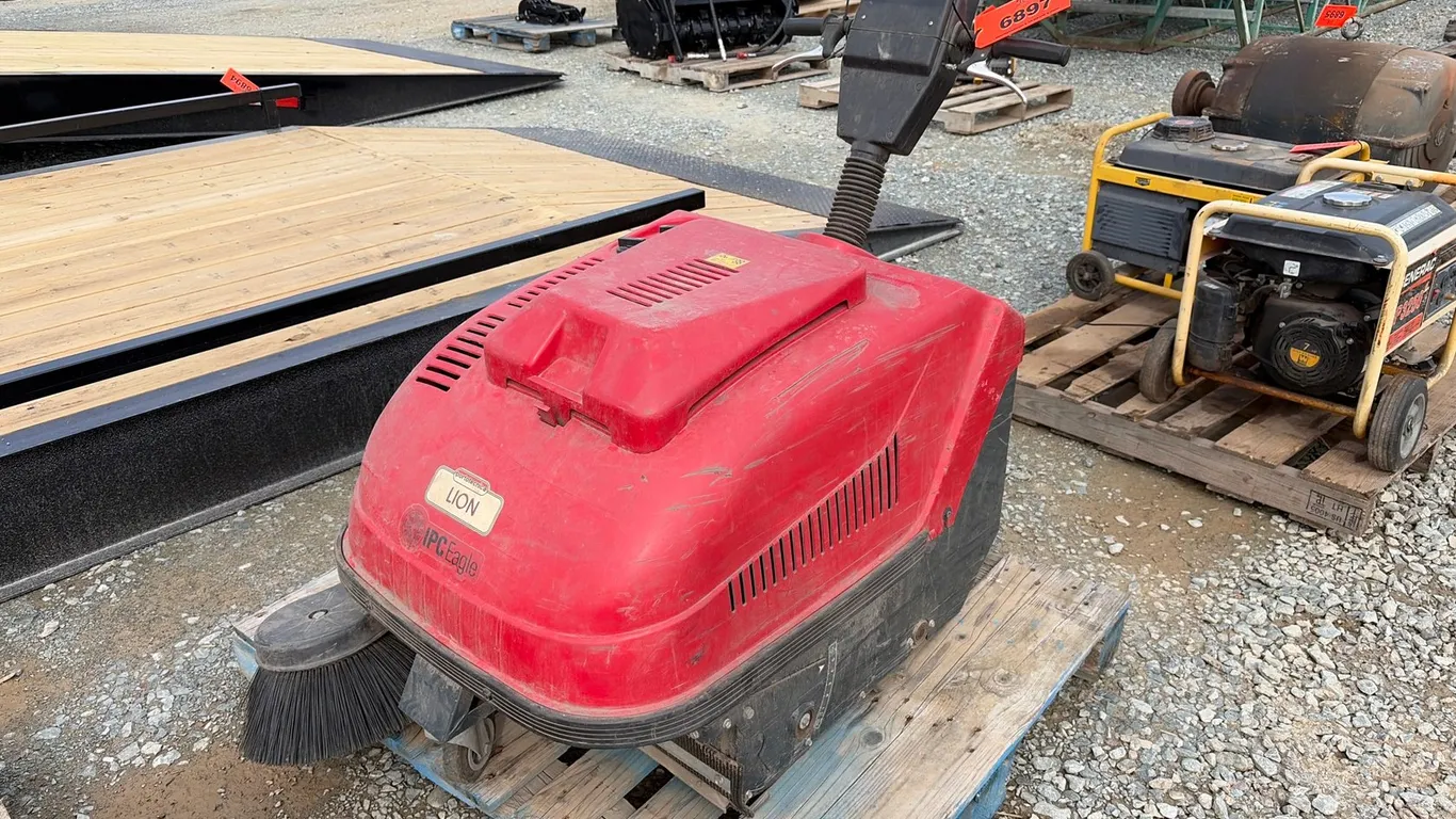 Portotecnica Lion 600E Sweeper