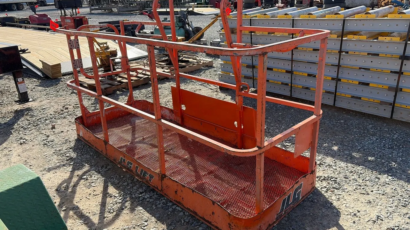 JLG Skid Steer Man Basket Attachment