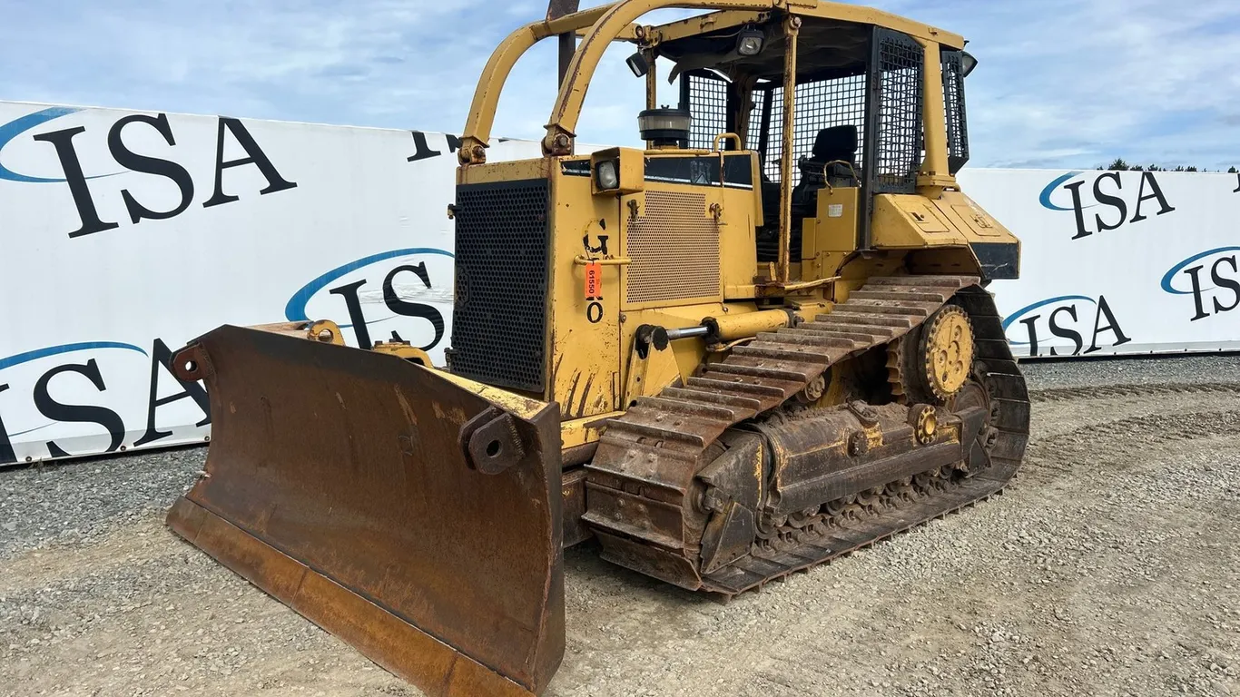 Caterpillar D6M Dozer