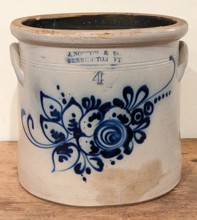 4 GAL SALT GLAZE COBALT DECORATED STONEWARE CROCK J. NORTON & CO BENNINGTON VERMONT