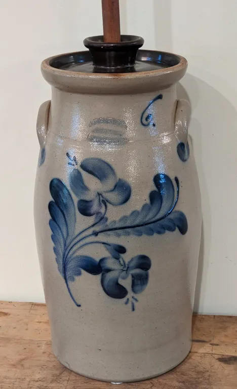 6 GAL SALT GLAZE COBALT BLUE DECORATED BUTTER CHURN CROCK J. FISHER & CO LYONS NEW YORK
