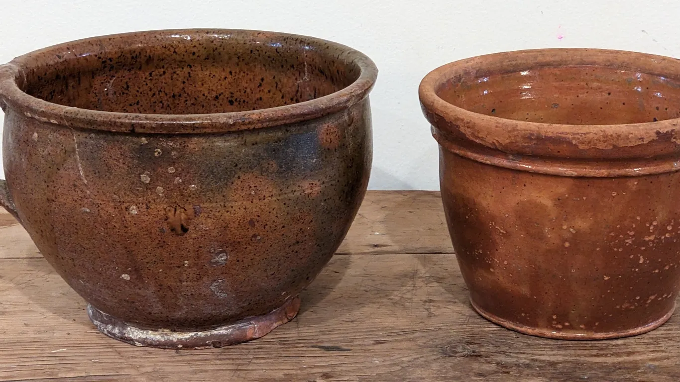 SALT GLAZE POTTERY GALENA IL POT AND BELMONT HANDLED BOWL