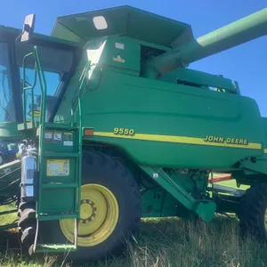 2000 John Deere 9550 Combine