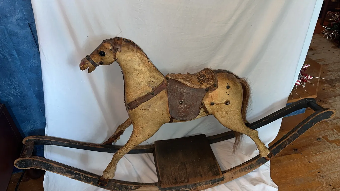 Antique rocking horse – primitive