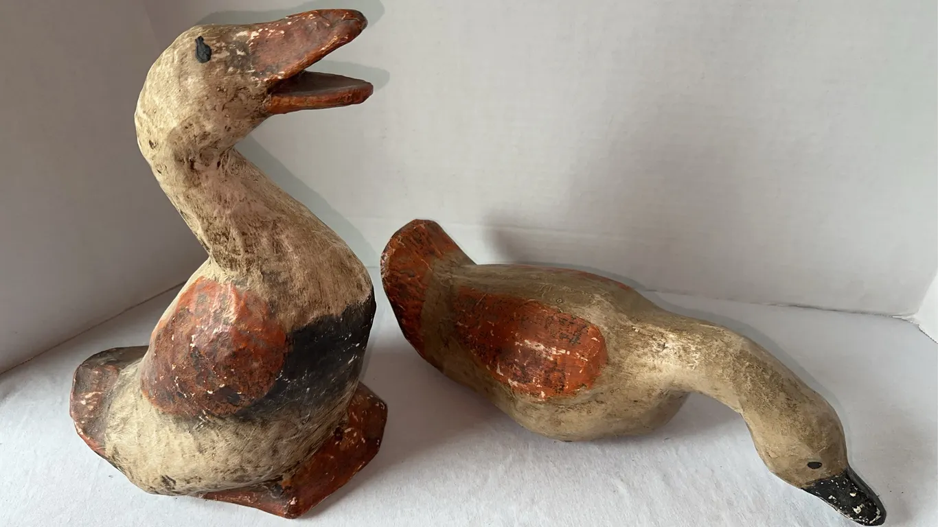 Vintage paper machè ducks