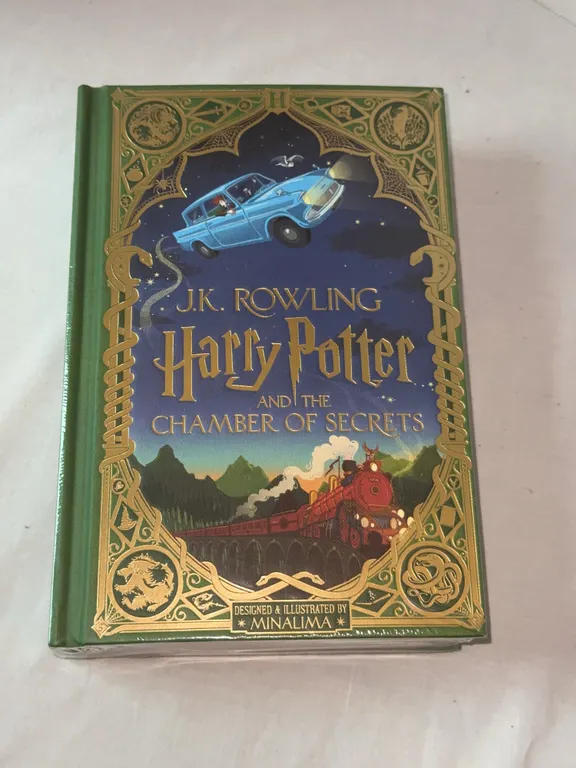 NEW Harry Potter illustrated Chambers of Secrets specialty book (still sealed)