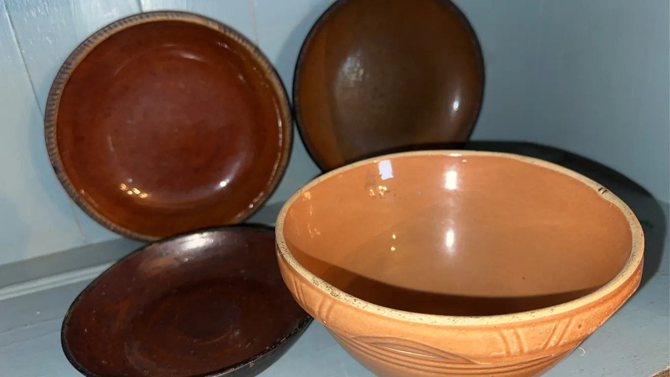 Rare vintage notched WATT Pottery bowl, etc.
