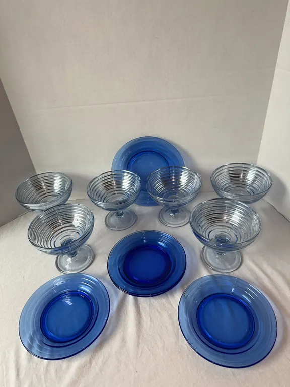Anchor Hocking - Park Avenue blue glass