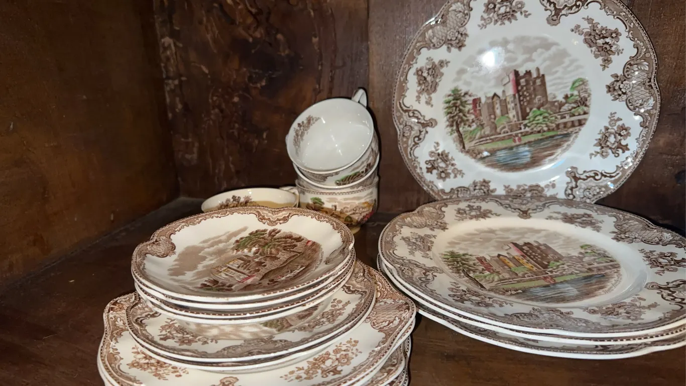 Johnson Brothers Brown transfer wear – Britain Castles