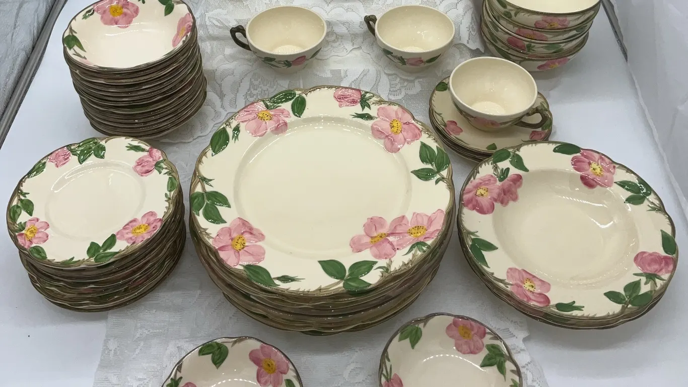 Vintage Franciscan Desert Rose, Earthenware Dishes (See Description)